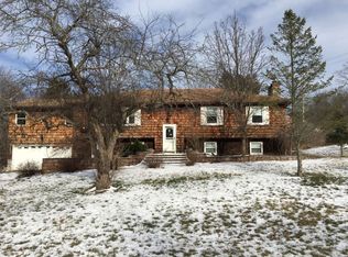 2 Shore Rd, Wantage, NJ 07461