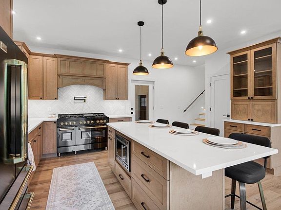 2nd image of 162 Carter's Way