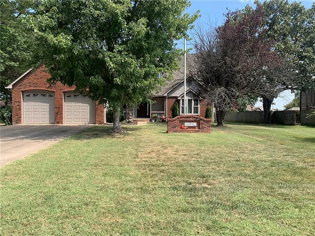 3005 Oakview Dr, Pittsburg, KS 66762 Zillow