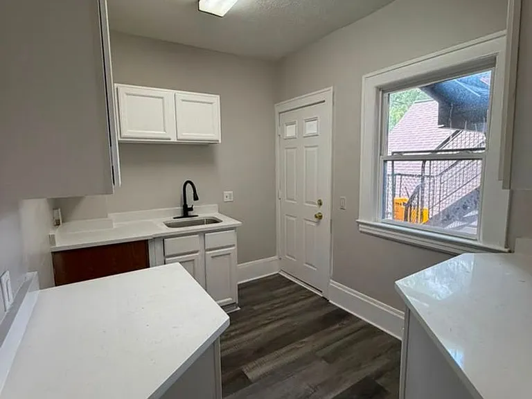 14174 Superior Rd — Photo 25