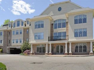 16 Main St APT D3, Sparta, NJ 07871