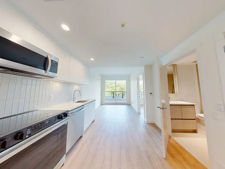 3619 Arbutus St — Photo 1