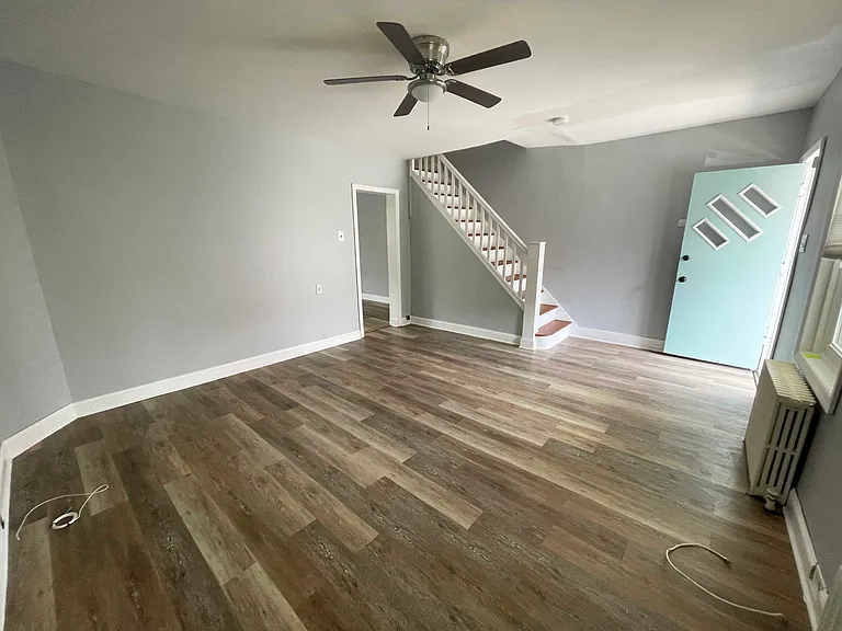 3092 Memphis St — Photo 5