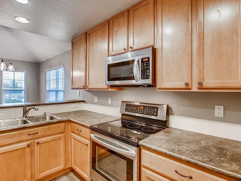 7604 S Quemoy St — Photo 10