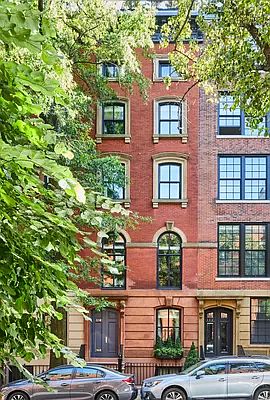 4th image of 114 E 10th St