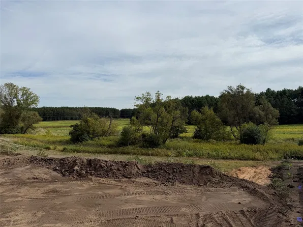 6009 Fuji Lane, Eau Claire, WI 54701