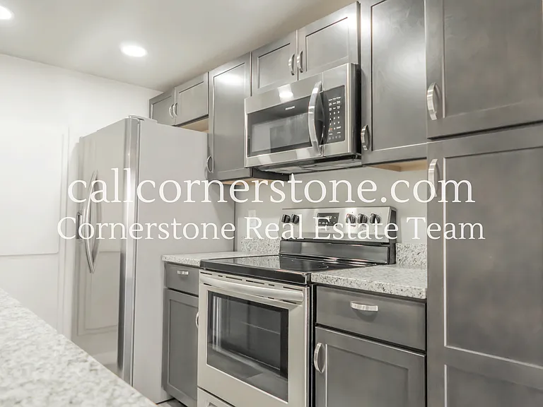 4877 Bluestem Dr — Photo 7