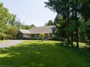 8745 Broadview Rd, Broadview Hts, OH 44147