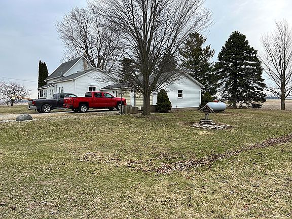 2nd image of 1204 Crawford Rd