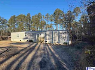 313 Old Wire Rd E, Bennettsville, SC 29512