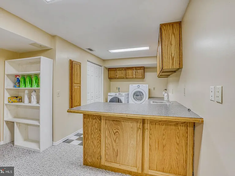 202 Cannon Pl — Photo 18