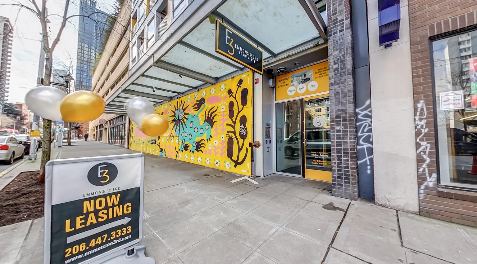Emmons on 3rd — Photo 4