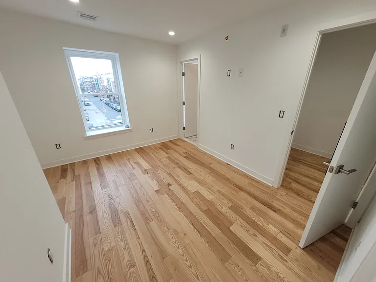 223 E Girard Ave #1R — Photo 22