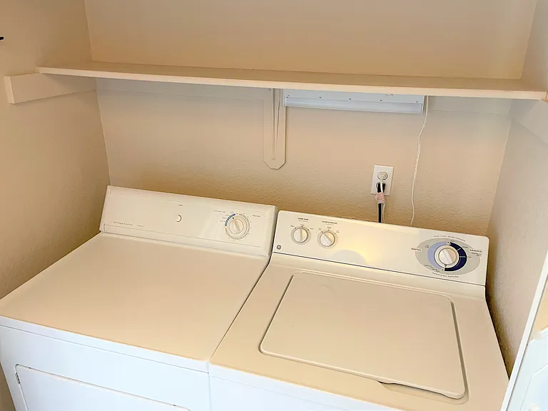 6655 N Canyon Crest Dr #21104 — Photo 27