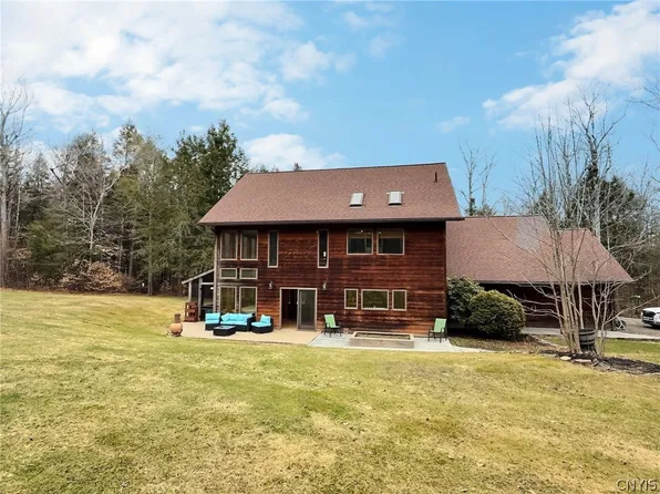109 Rogers Hill Rd, Whitney Pt, NY 13862