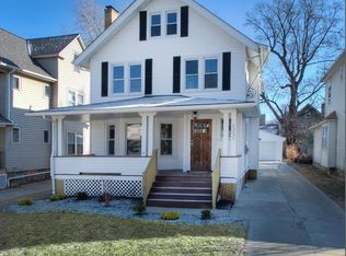 1231 Warren Rd, Lakewood, OH 44107