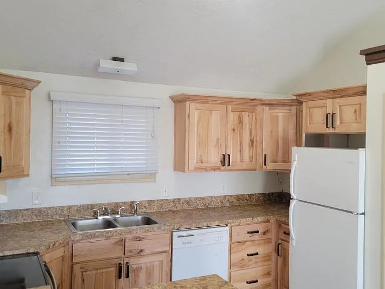 2519 N 330 E #2 — Photo 3