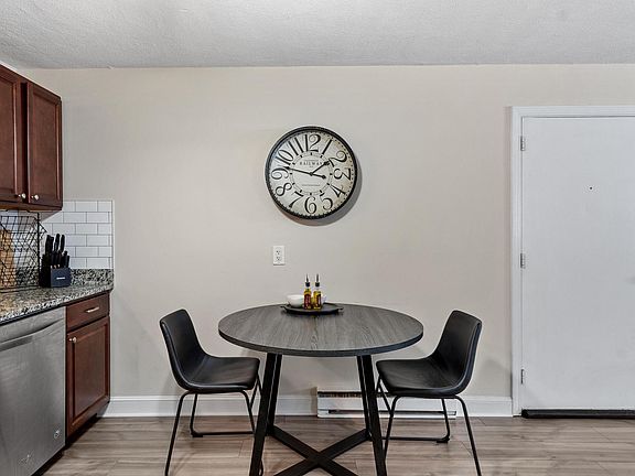 5th image of 2 Walker Rd APT 4