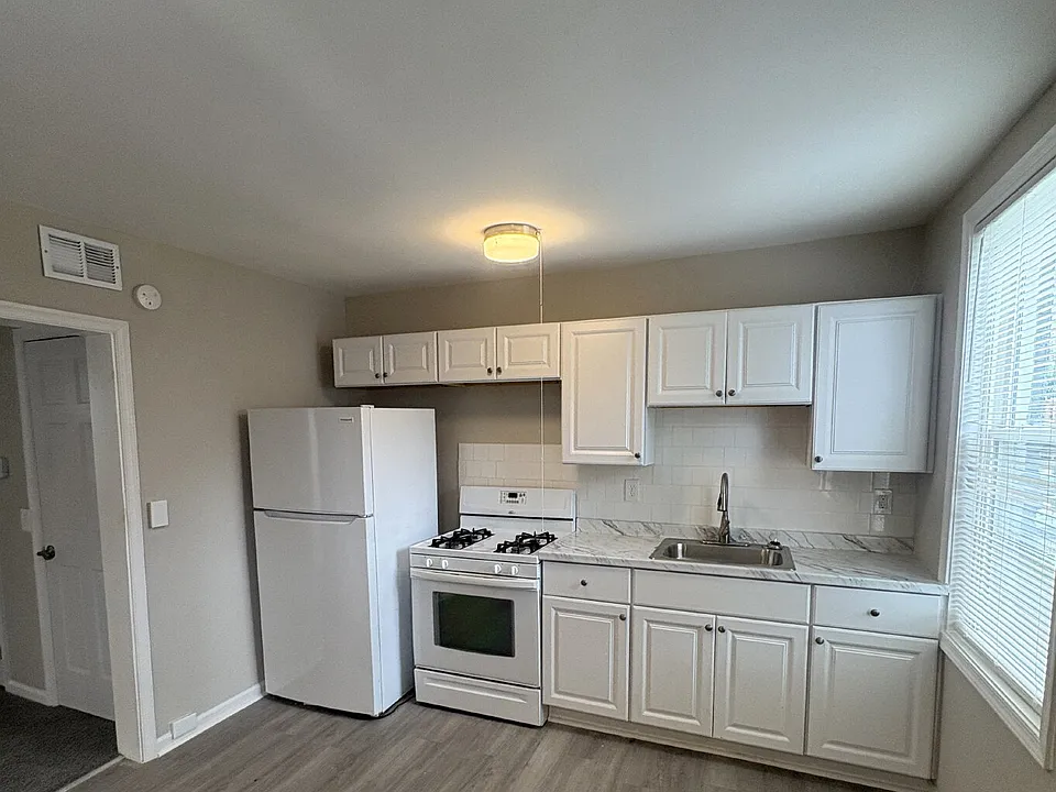2213 Belair Rd #2