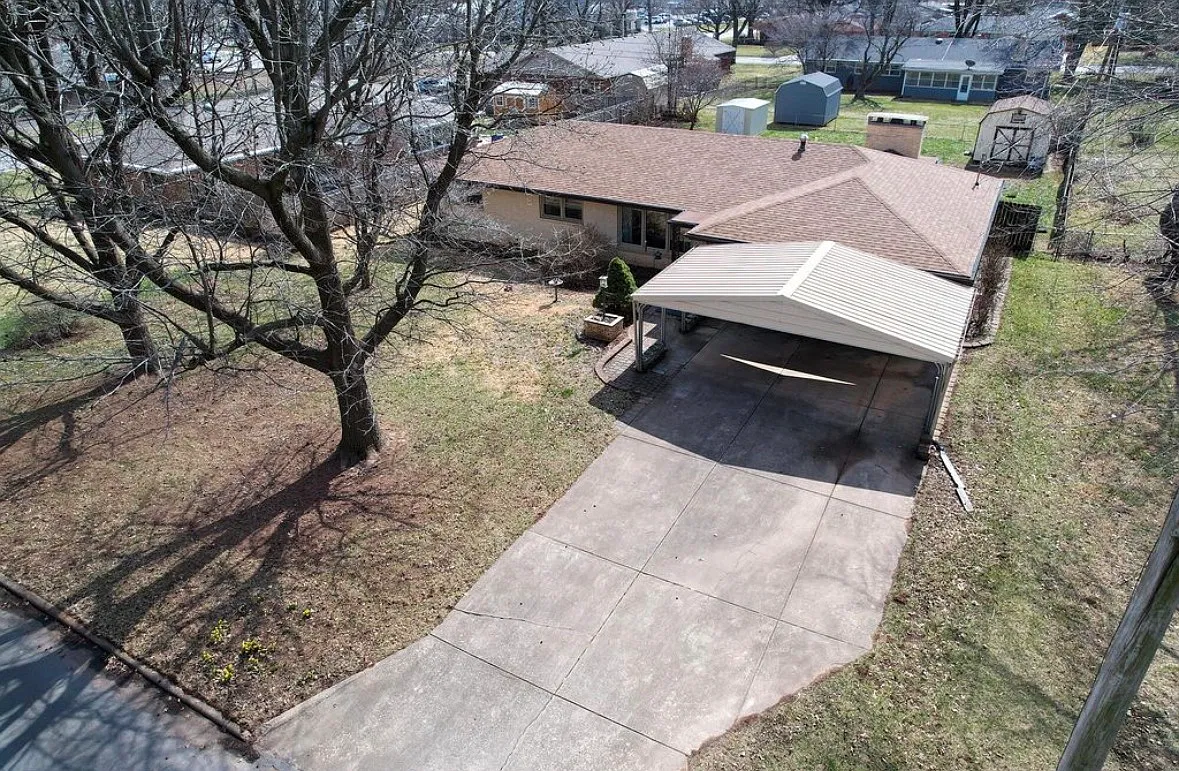 3 bed, 1656 sqft, $1,550 — Photo 3