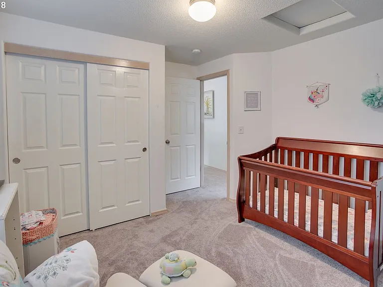 8800 N Drummond Ave — Photo 27