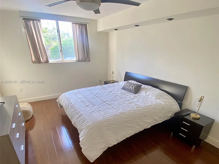 16590 NE 26th Ave #202 — Photo 11