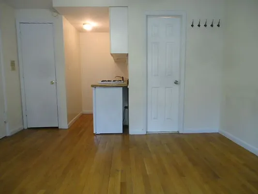 Rented by Hakeem Shahid, LREB | media 17