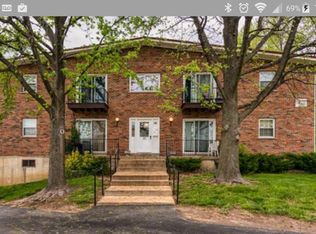 25 Jackson Pl APT P, Saint Charles, MO 63303