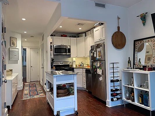 5th image of 397 16th St #2