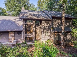 100 Whippoorwill Dr, Oak Ridge, TN 37830