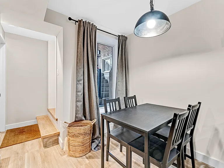119 Hopewell Ave — Photo 8