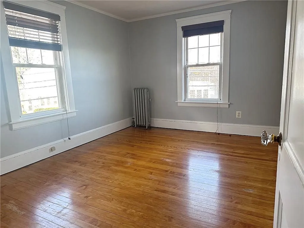 4 bed, 2.0 bath, 1212 sqft, $2,000 — Photo 4