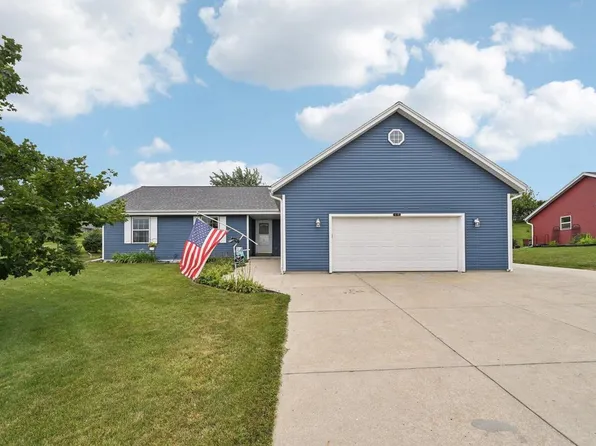 418 Parkview DRIVE, Johnson Creek, WI 53038