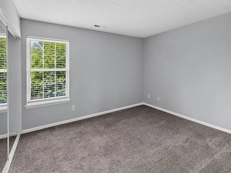 10745 Glenluce Ave — Photo 26