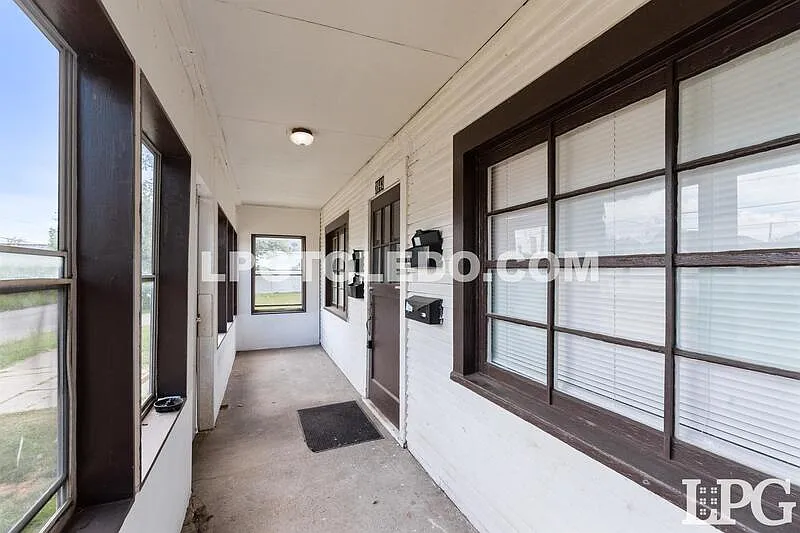 1 bed, 1.0 bath, 642 sqft, $700 — Photo 3