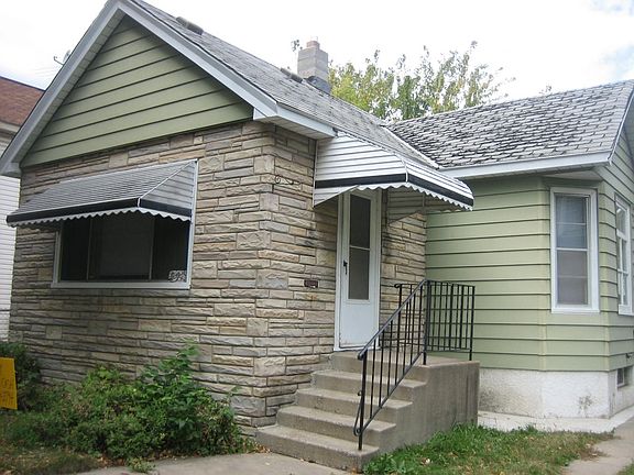 4th image of 991 Wilson Ave