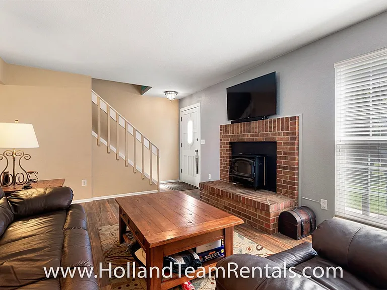 10124 E Jewell Ave #11 — Photo 6