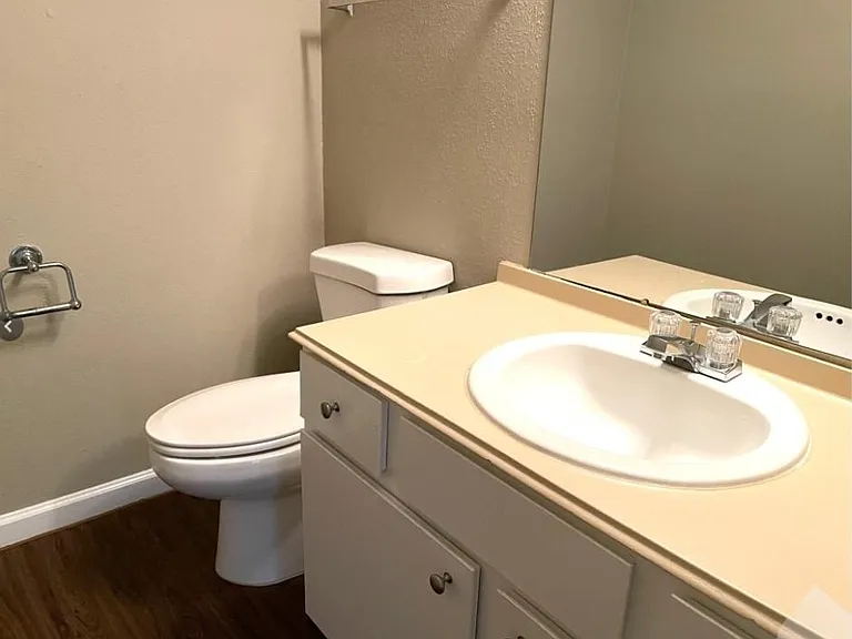 2200 Cypress Landing Dr #E1 — Photo 10