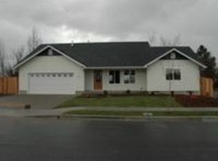 1527 Kokanee Ln, Grants Pass, OR 97527