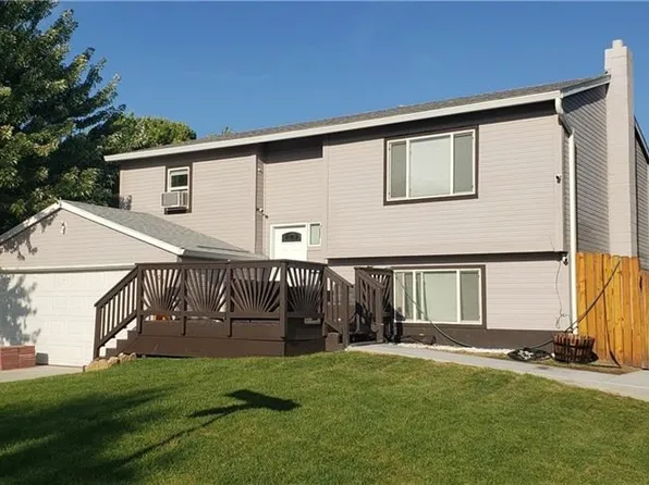 3801 Chamberlain Dr, Billings, MT 59101