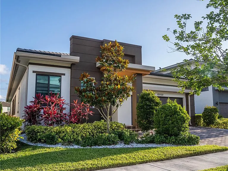 10930 Oceano Way — Photo 2