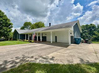 408 Twinbrook Dr, Danville, KY 40422