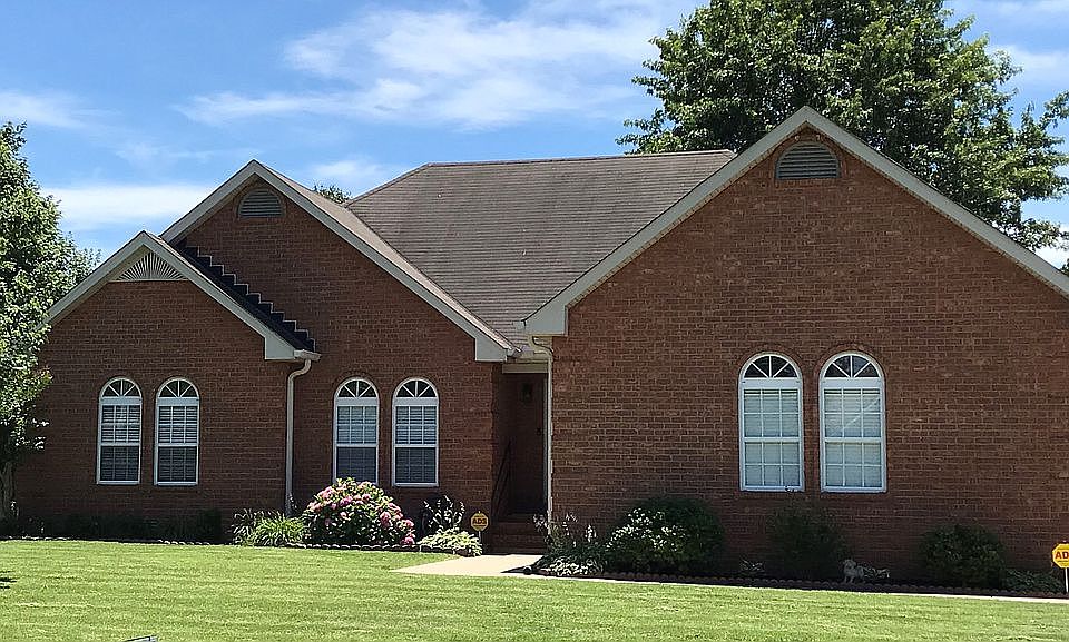 1st image of 1706 Orchard Dr