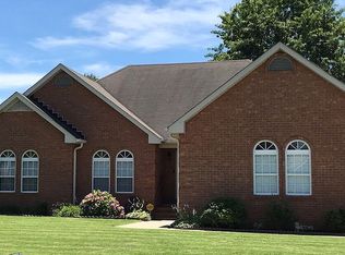1706 Orchard Dr, Lebanon, TN 37087