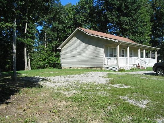 3rd image of 190 Cornett Ln