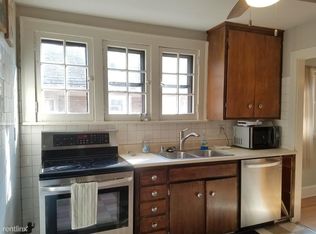 3920 N Farwell Ave, Milwaukee, WI 53211