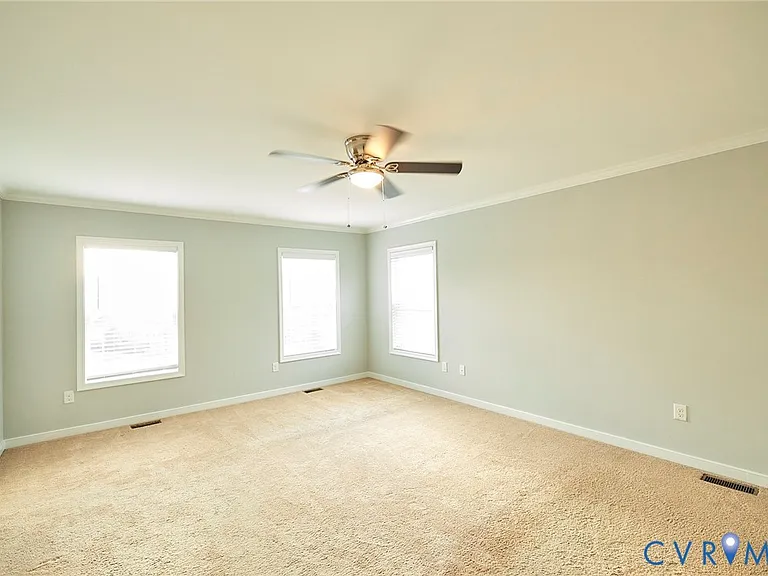 11458 Hayloft Ln — Photo 43