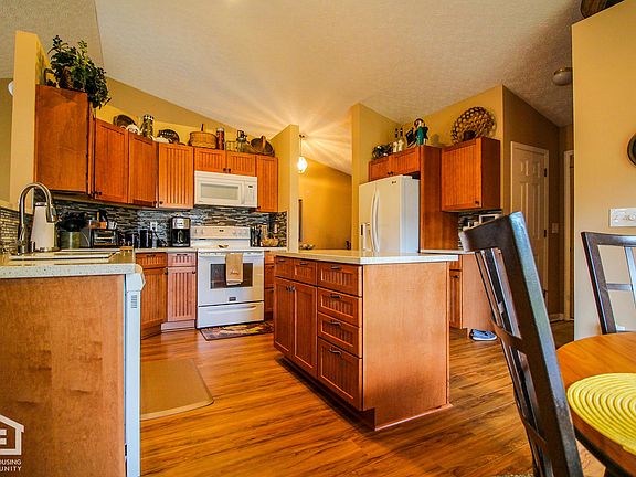 5th image of 2109 Symmes Ct