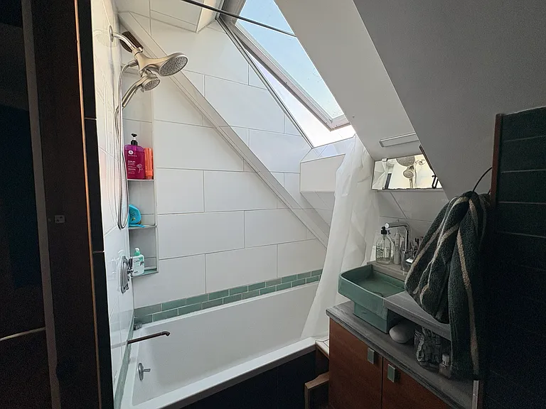 29 Windsor Rd #A — Photo 24
