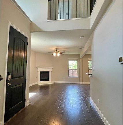 2nd image of 6313 Burbank Way